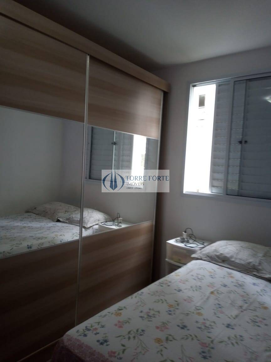 Apartamento à venda com 2 quartos, 47m² - Foto 12