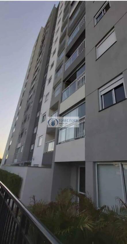 Apartamento à venda com 3 quartos, 74m² - Foto 1