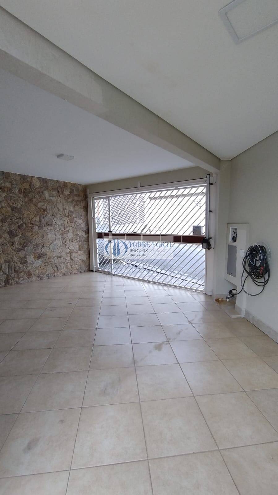 Sobrado à venda com 3 quartos, 148m² - Foto 3