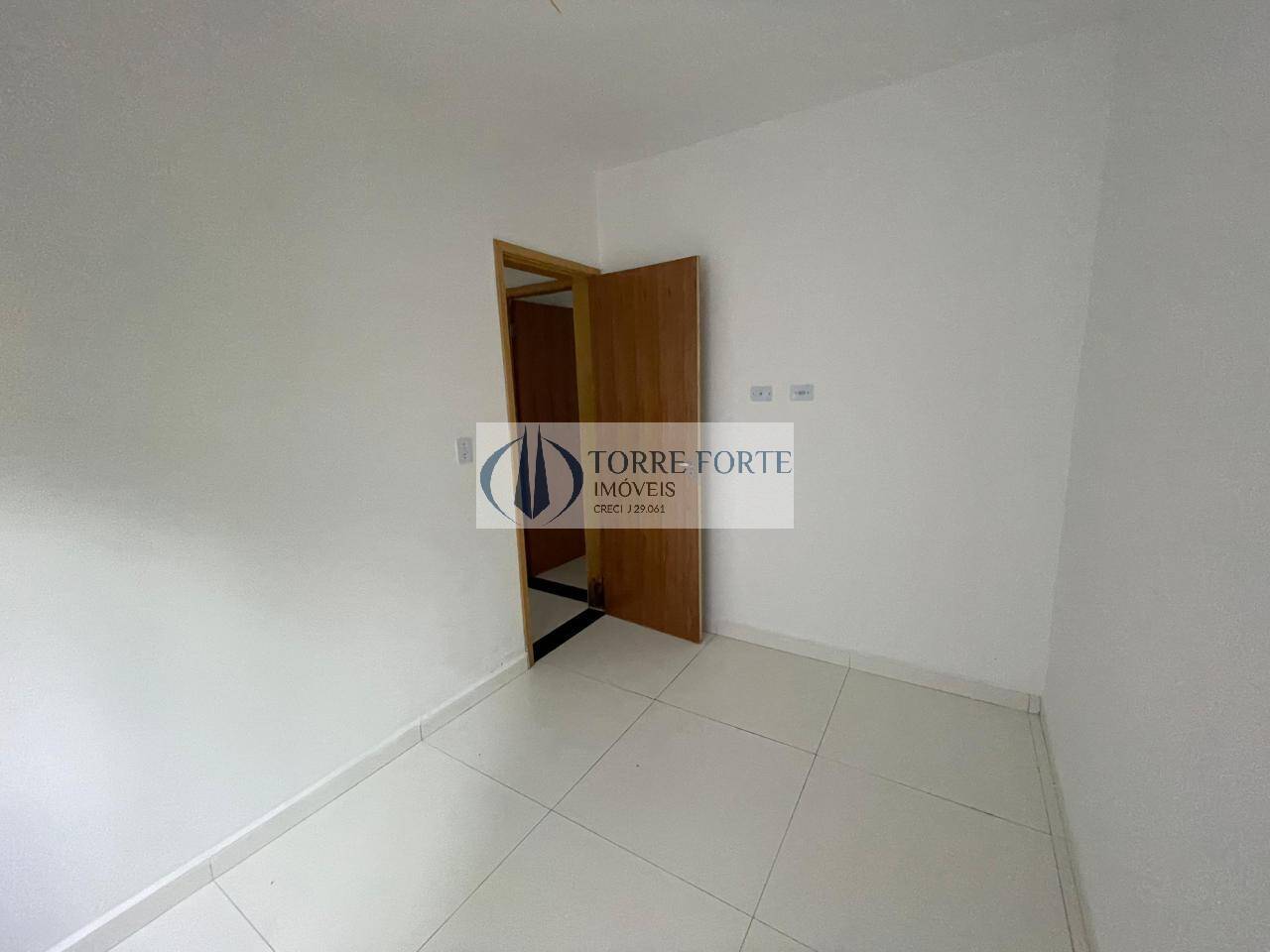 Apartamento à venda com 2 quartos, 40m² - Foto 5