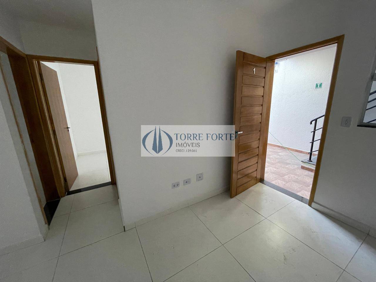 Apartamento à venda com 2 quartos, 40m² - Foto 2