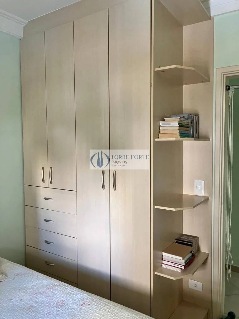 Apartamento à venda com 3 quartos, 70m² - Foto 15