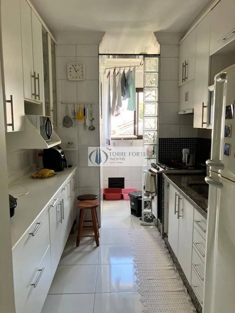 Apartamento à venda com 3 quartos, 70m² - Foto 10