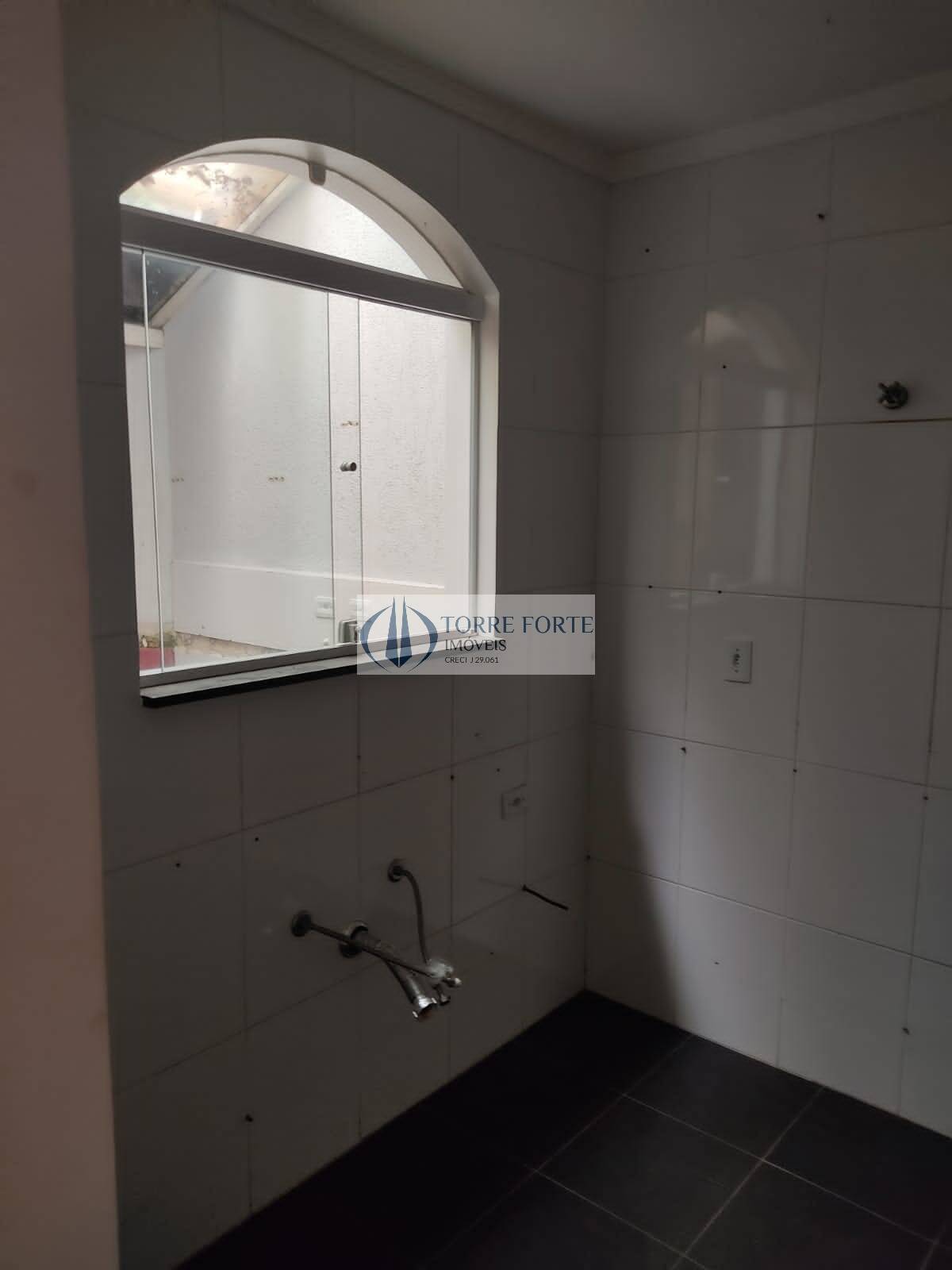 Casa à venda com 2 quartos, 145m² - Foto 24