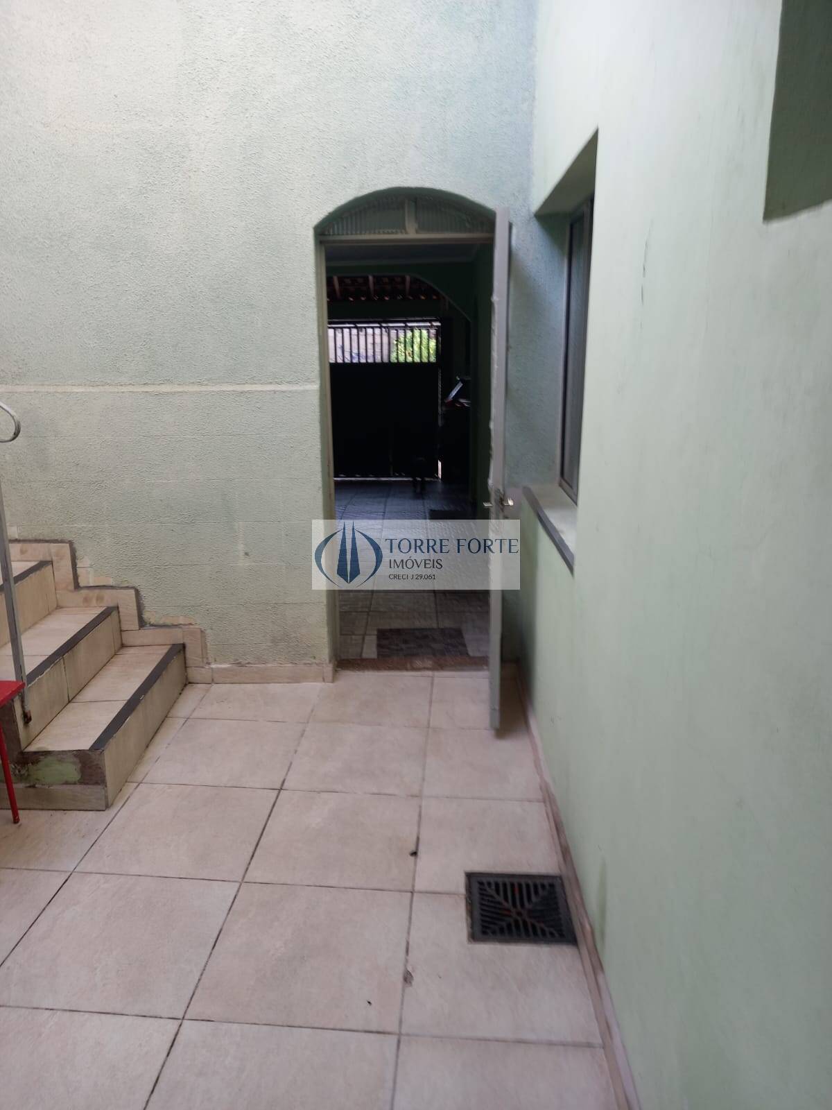 Sobrado à venda com 3 quartos, 200m² - Foto 24