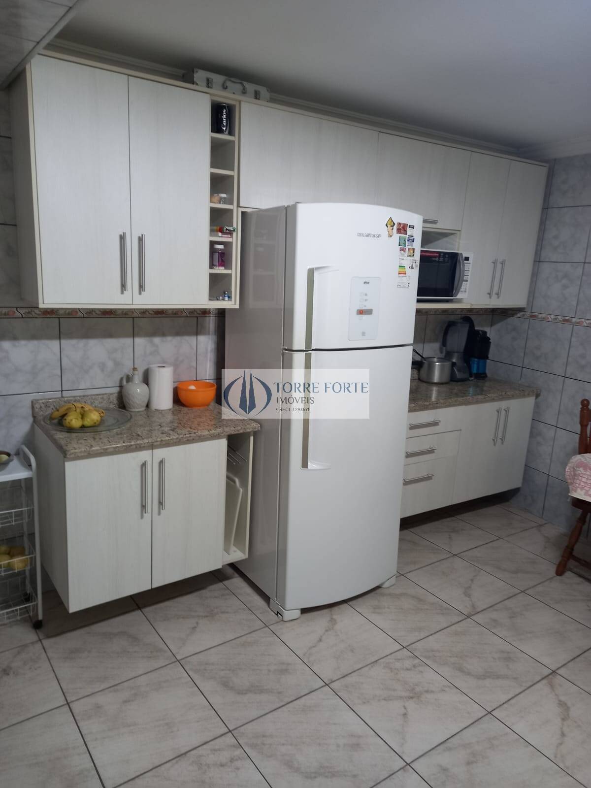 Sobrado à venda com 3 quartos, 200m² - Foto 27