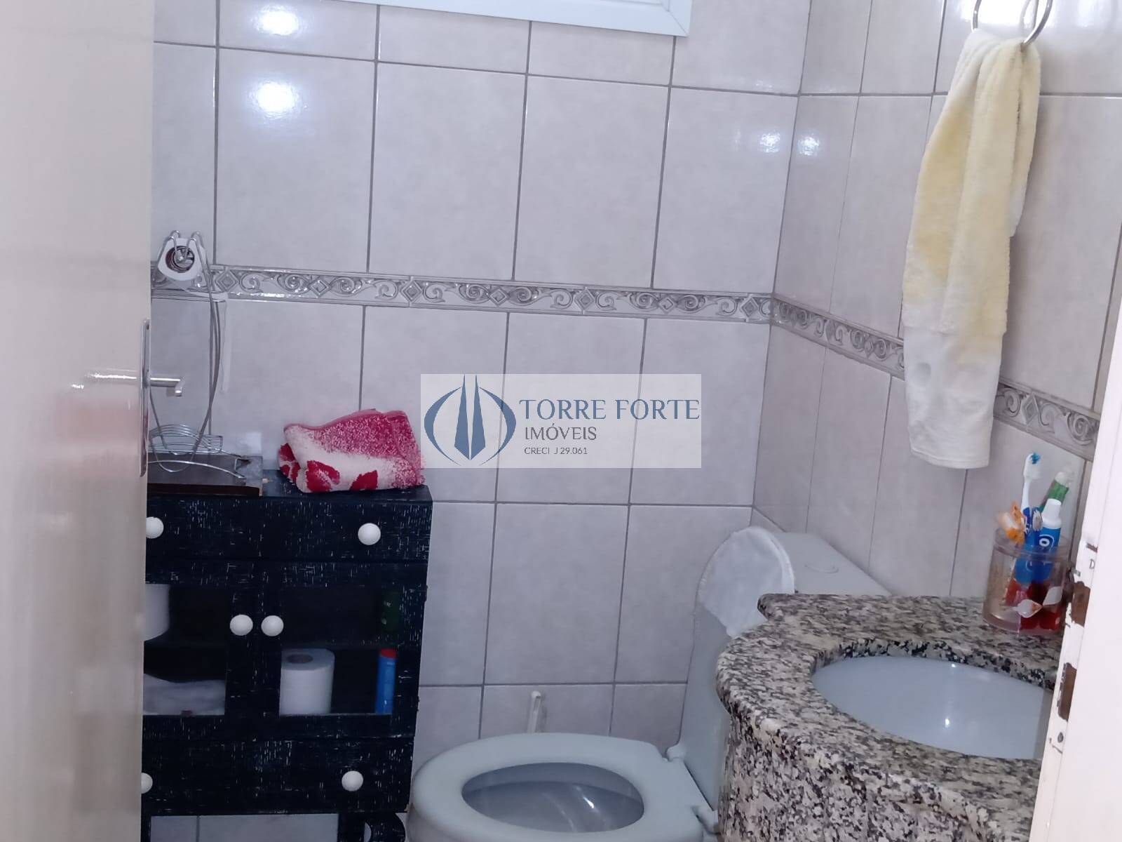 Sobrado à venda com 3 quartos, 124m² - Foto 2