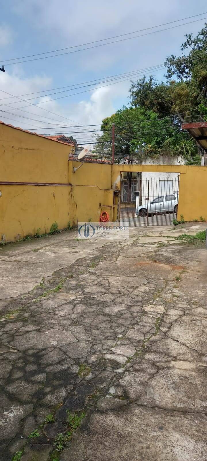 Sobrado à venda com 2 quartos, 186m² - Foto 3