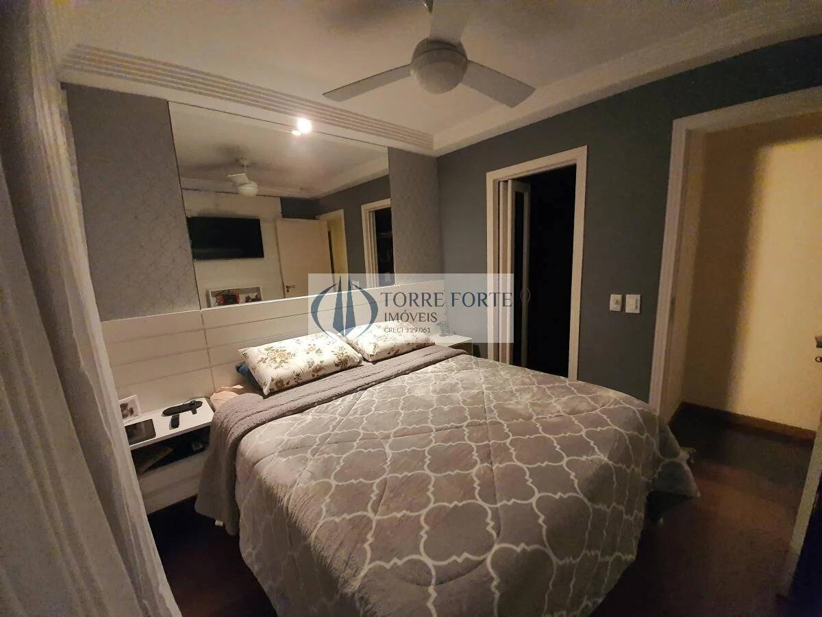 Apartamento à venda com 2 quartos, 62m² - Foto 18