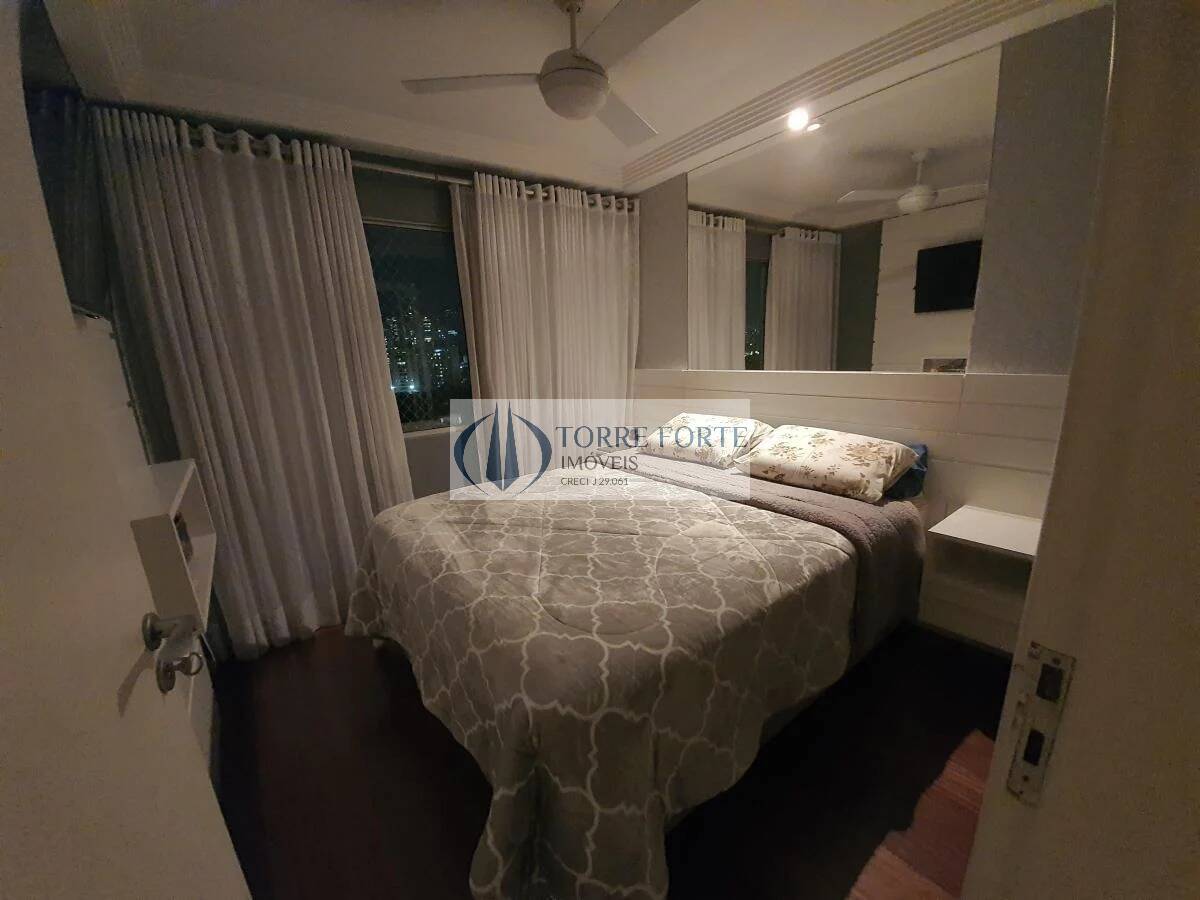 Apartamento à venda com 2 quartos, 62m² - Foto 19