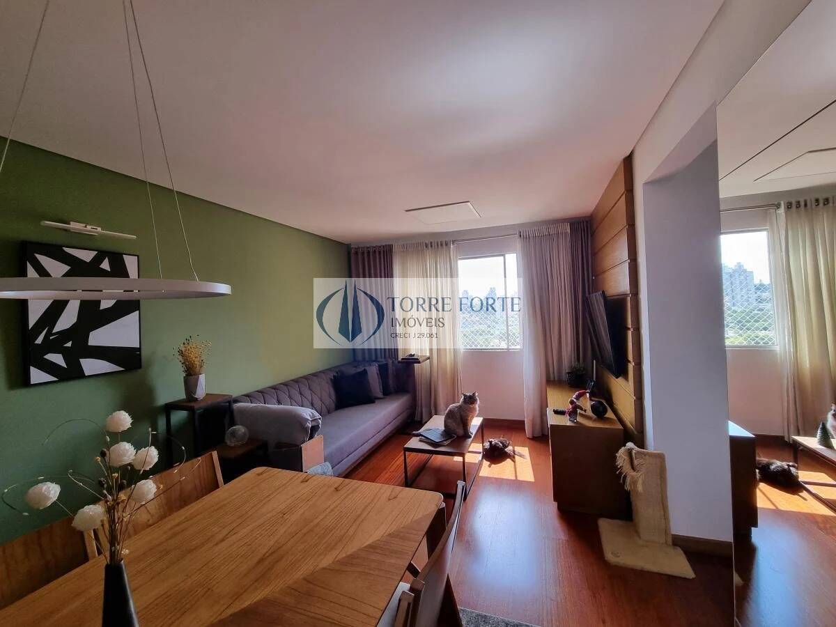 Apartamento à venda com 2 quartos, 62m² - Foto 2