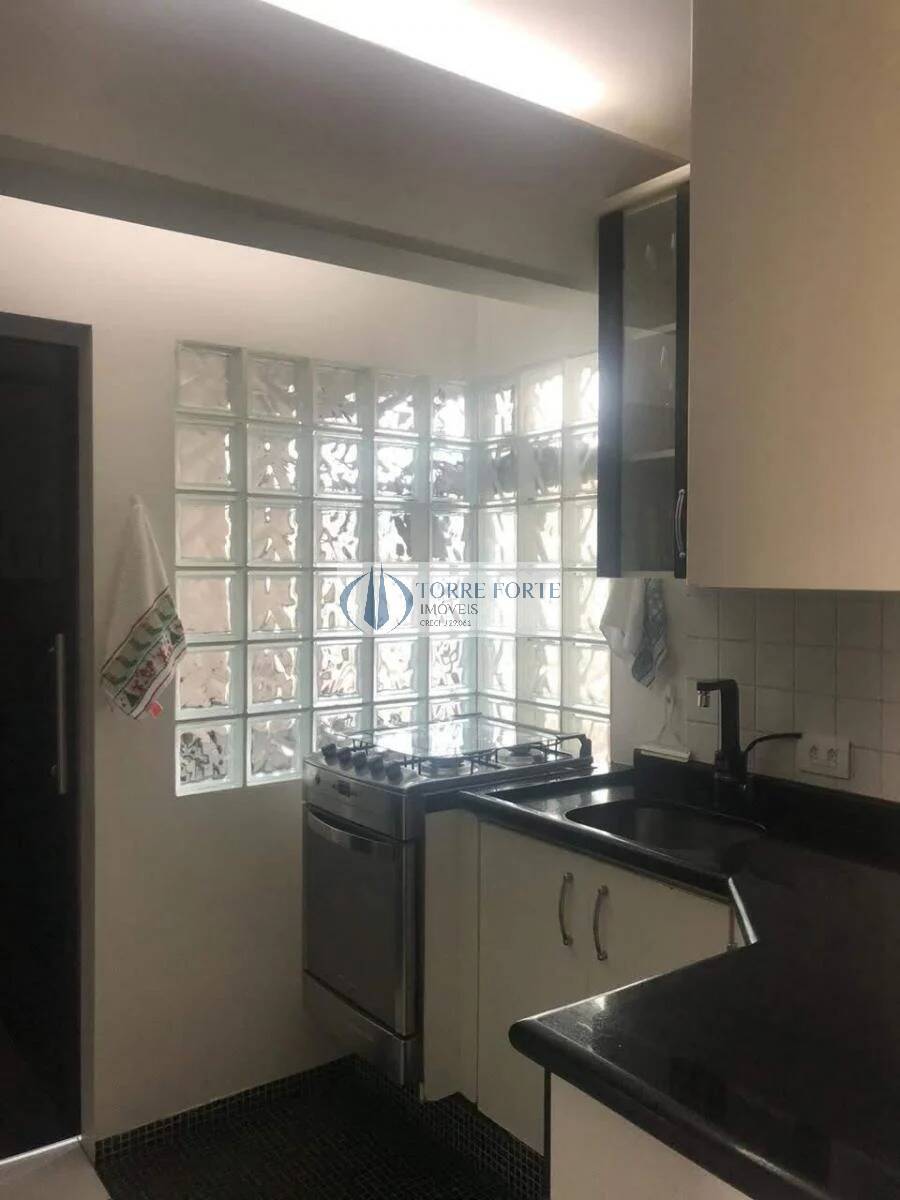 Apartamento à venda com 2 quartos, 62m² - Foto 13