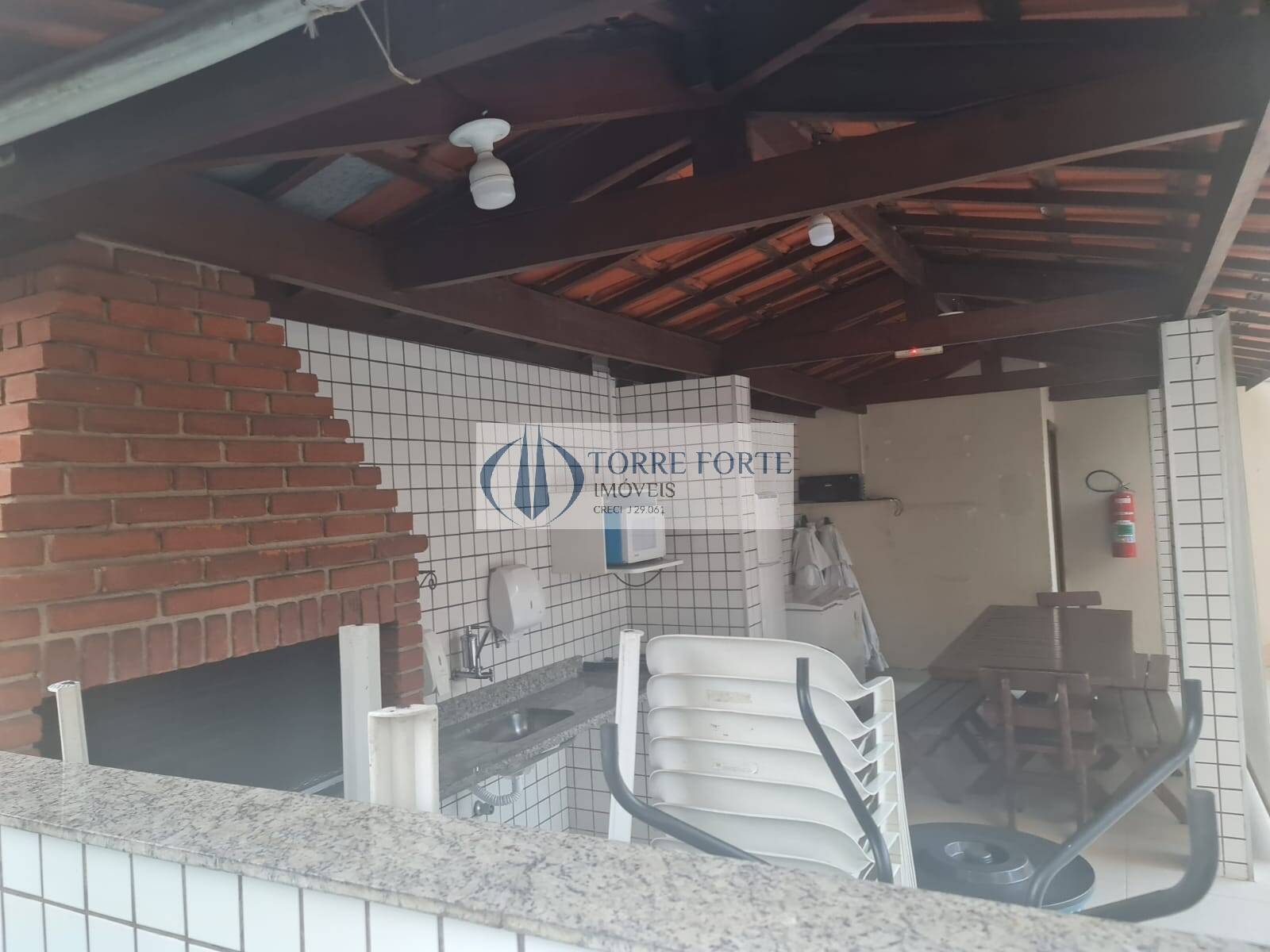 Apartamento à venda com 3 quartos, 64m² - Foto 17