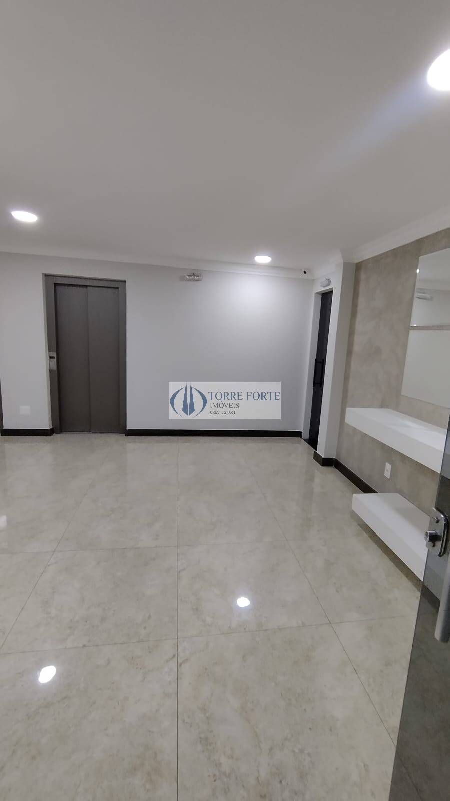 Apartamento à venda com 3 quartos, 61m² - Foto 14