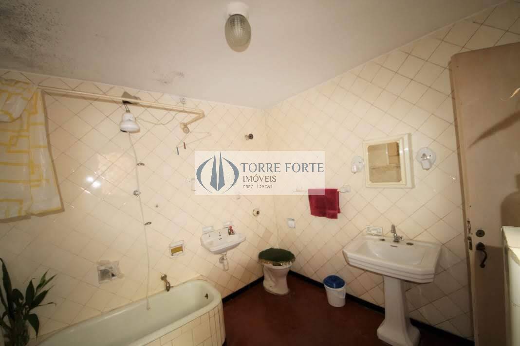 Sobrado à venda com 5 quartos, 500m² - Foto 13