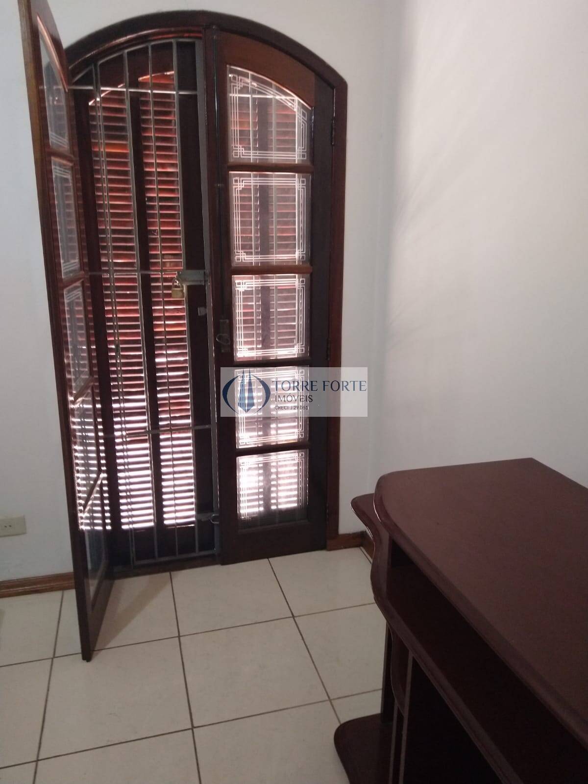 Casa à venda com 3 quartos, 230m² - Foto 20