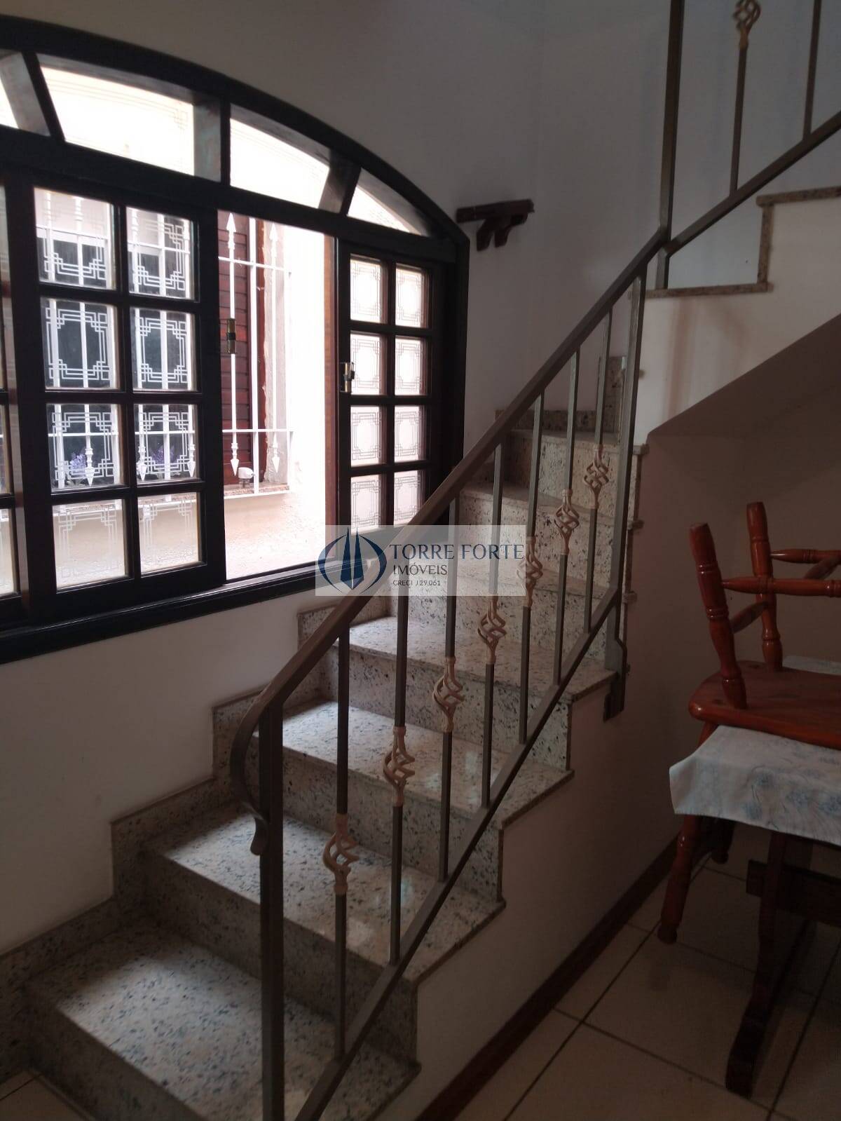 Casa à venda com 3 quartos, 230m² - Foto 17