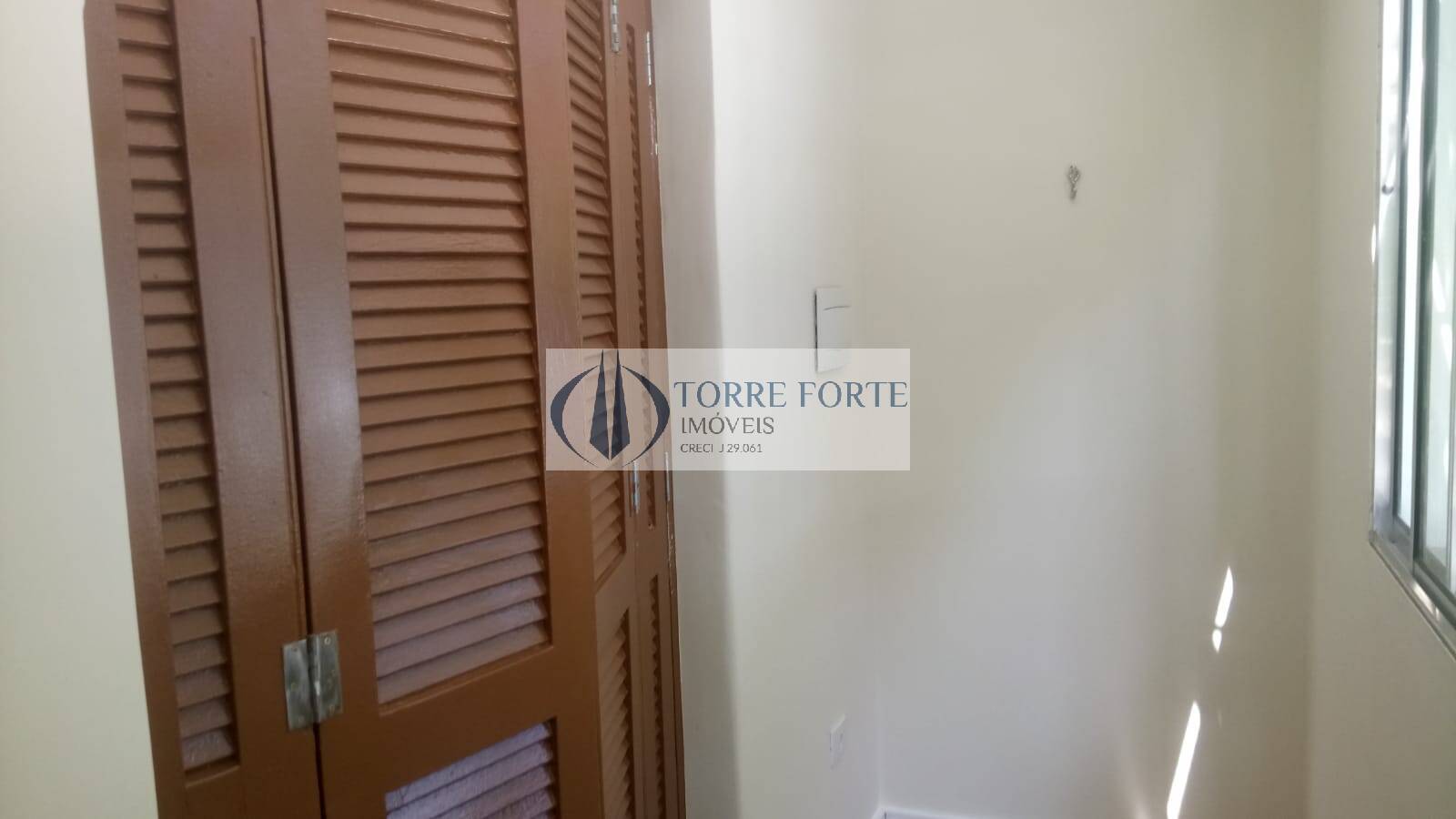 Sobrado à venda com 2 quartos, 120m² - Foto 46