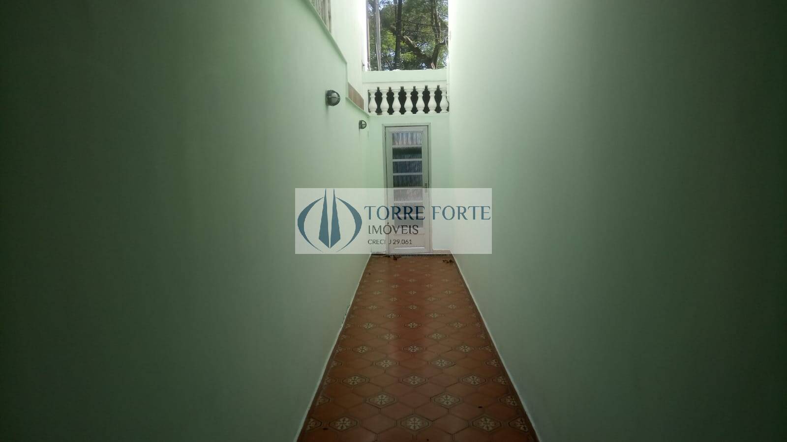 Sobrado à venda com 2 quartos, 120m² - Foto 48