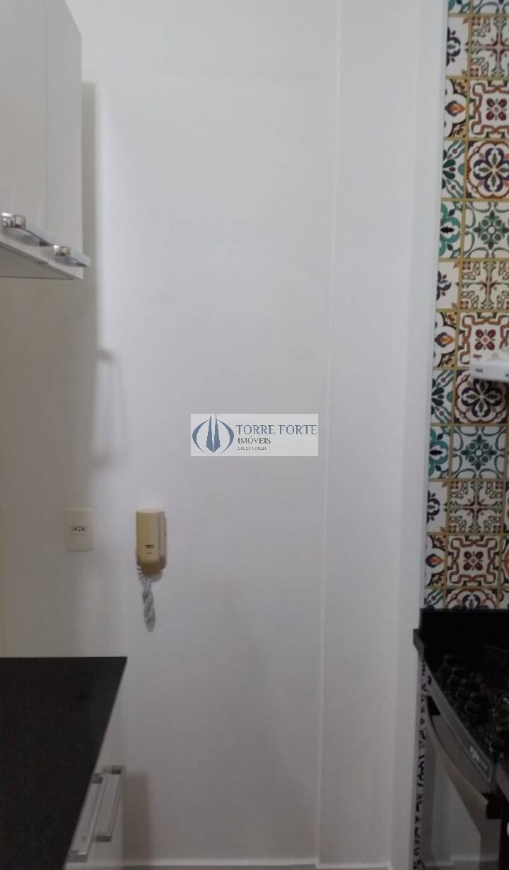 Apartamento à venda com 1 quarto, 33m² - Foto 2