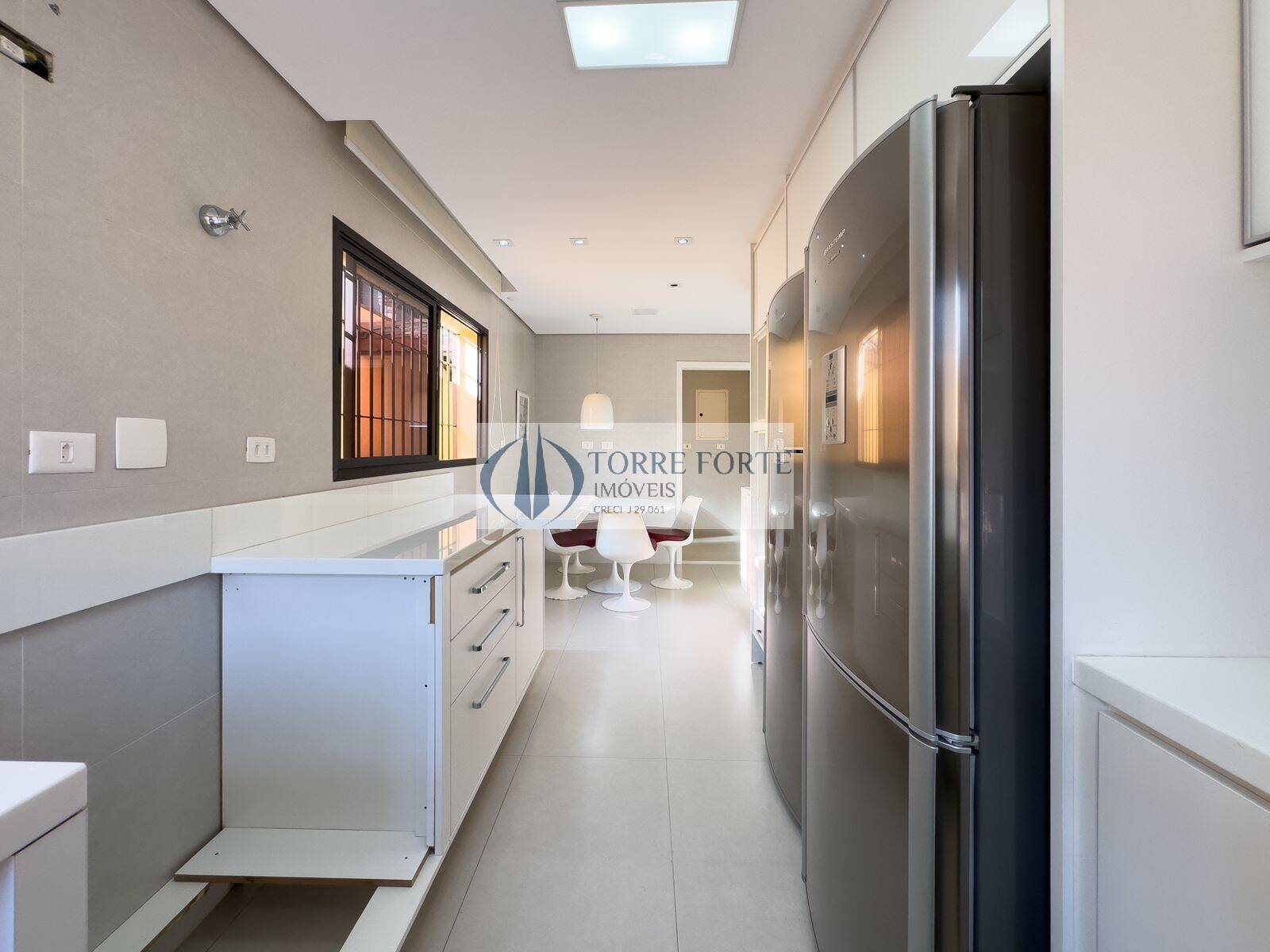 Sobrado à venda com 3 quartos, 378m² - Foto 26