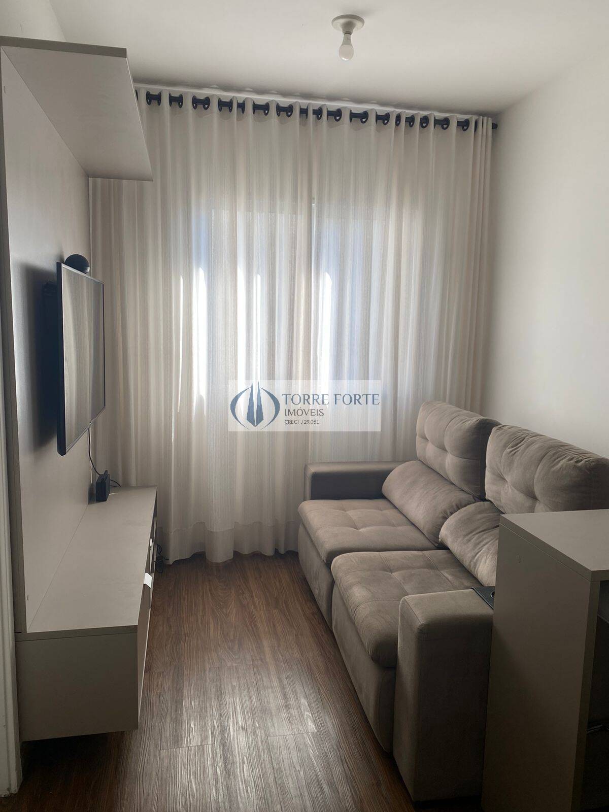 Apartamento à venda com 1 quarto, 33m² - Foto 1