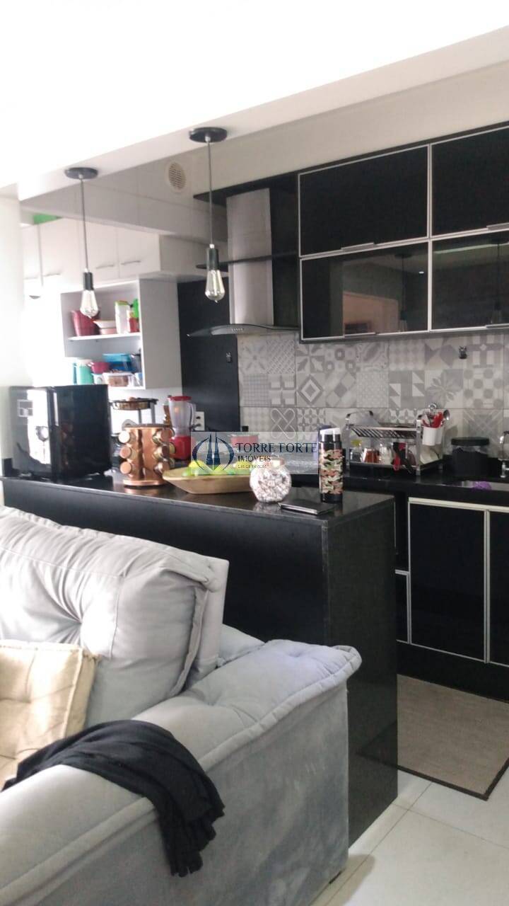 Apartamento à venda com 3 quartos, 76m² - Foto 9