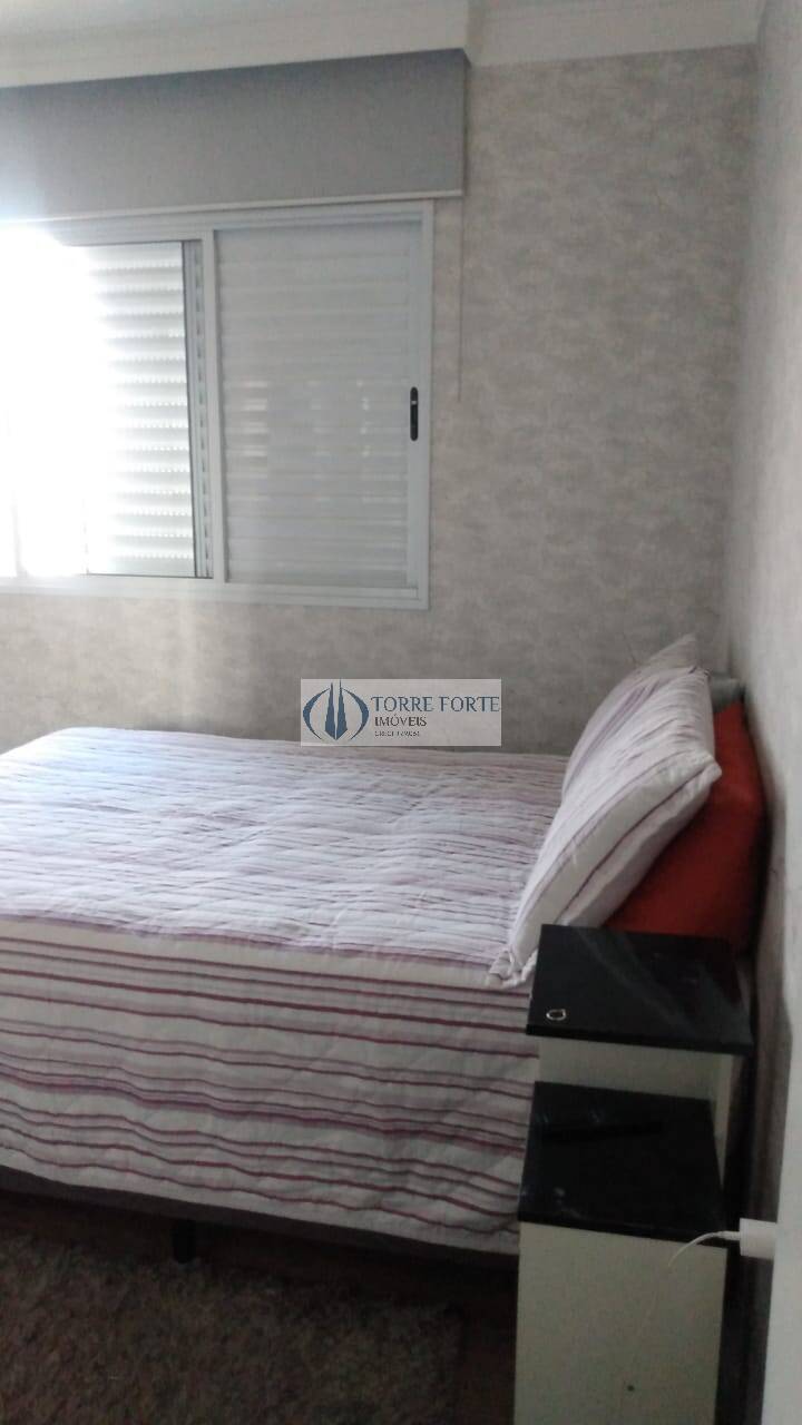 Apartamento à venda com 3 quartos, 76m² - Foto 18