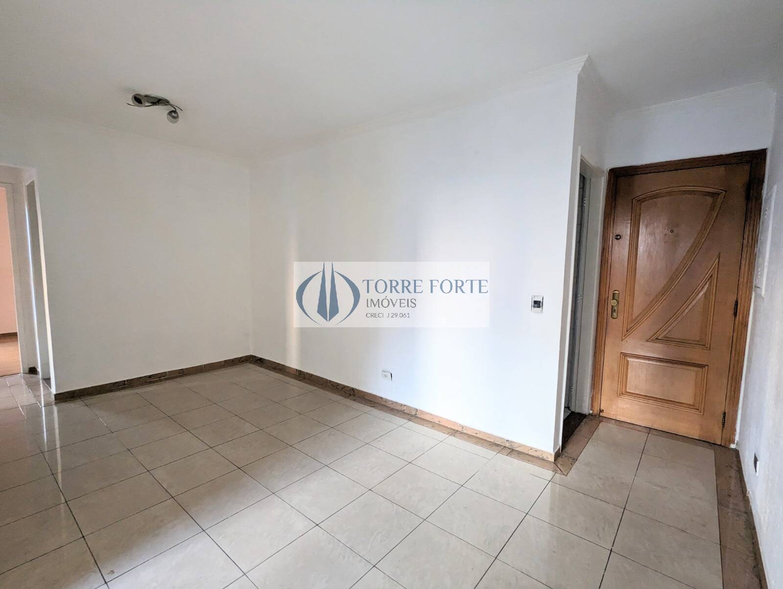 Apartamento à venda com 3 quartos, 70m² - Foto 2