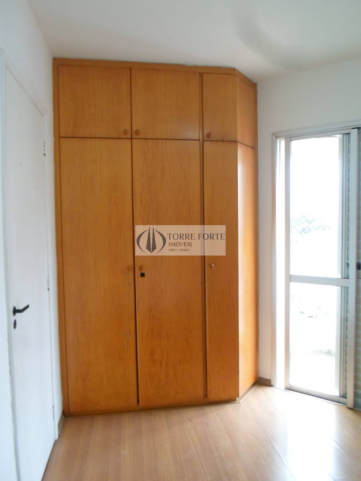 Apartamento à venda com 3 quartos, 70m² - Foto 8