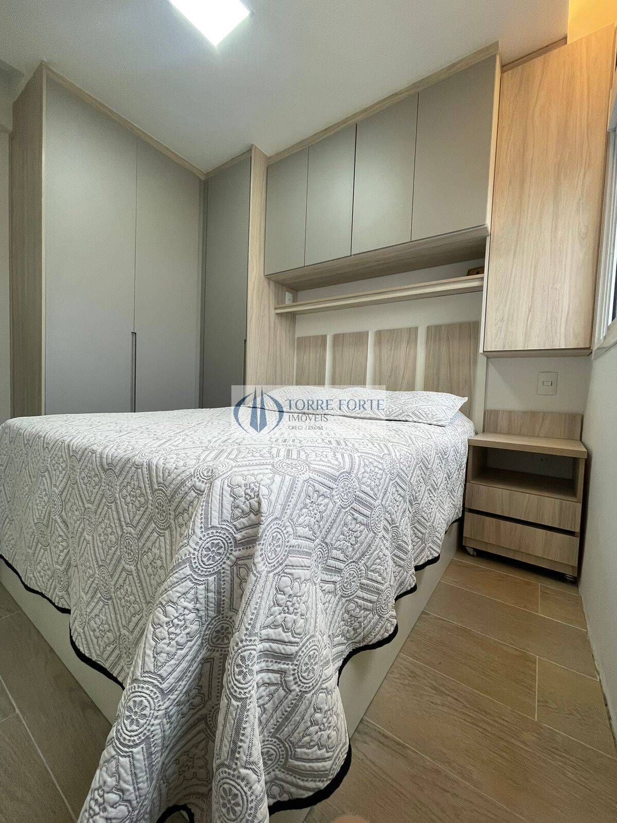 Apartamento à venda com 2 quartos, 63m² - Foto 13