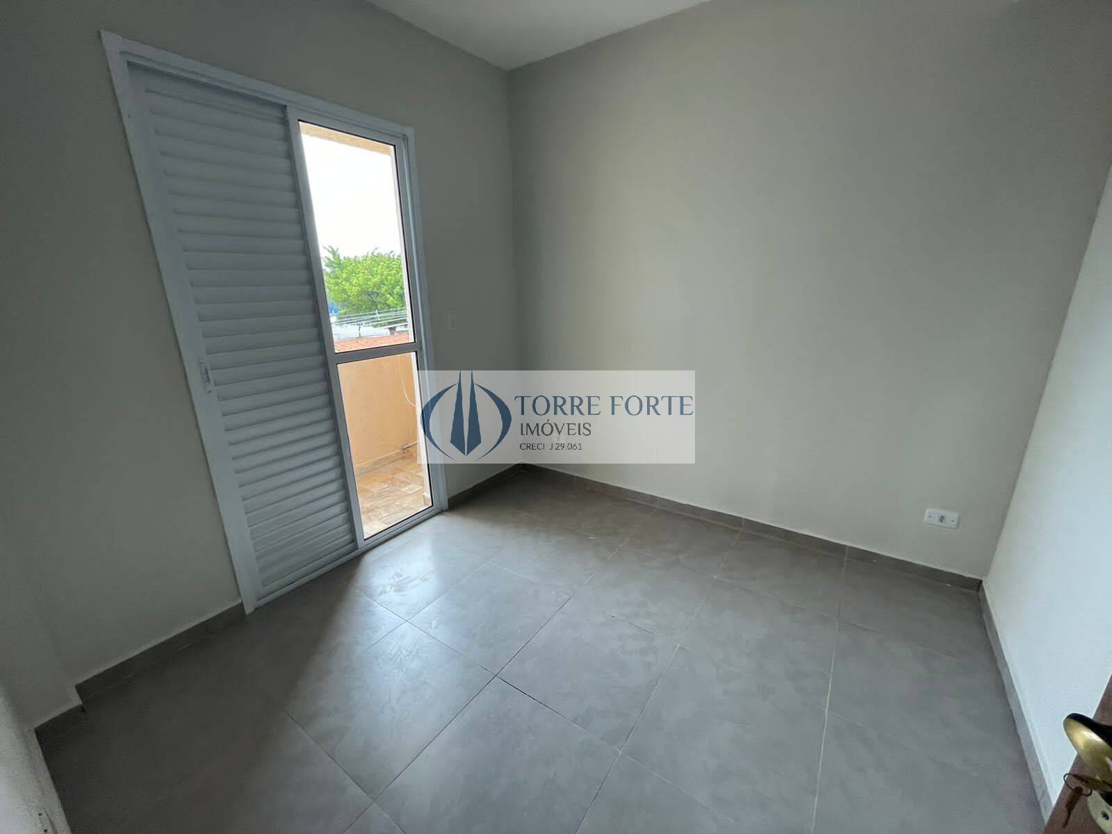 Apartamento à venda com 2 quartos, 40m² - Foto 5