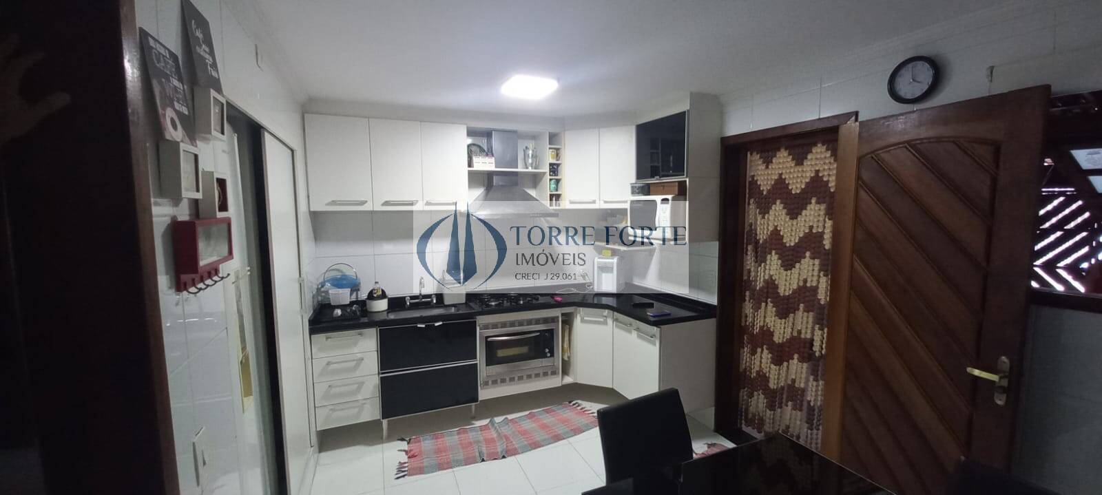 Sobrado à venda com 3 quartos, 200m² - Foto 5