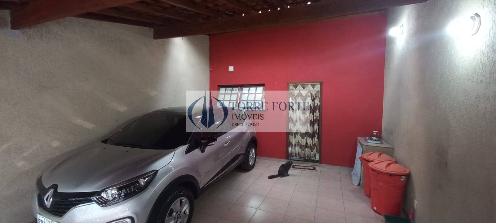 Sobrado à venda com 3 quartos, 200m² - Foto 2