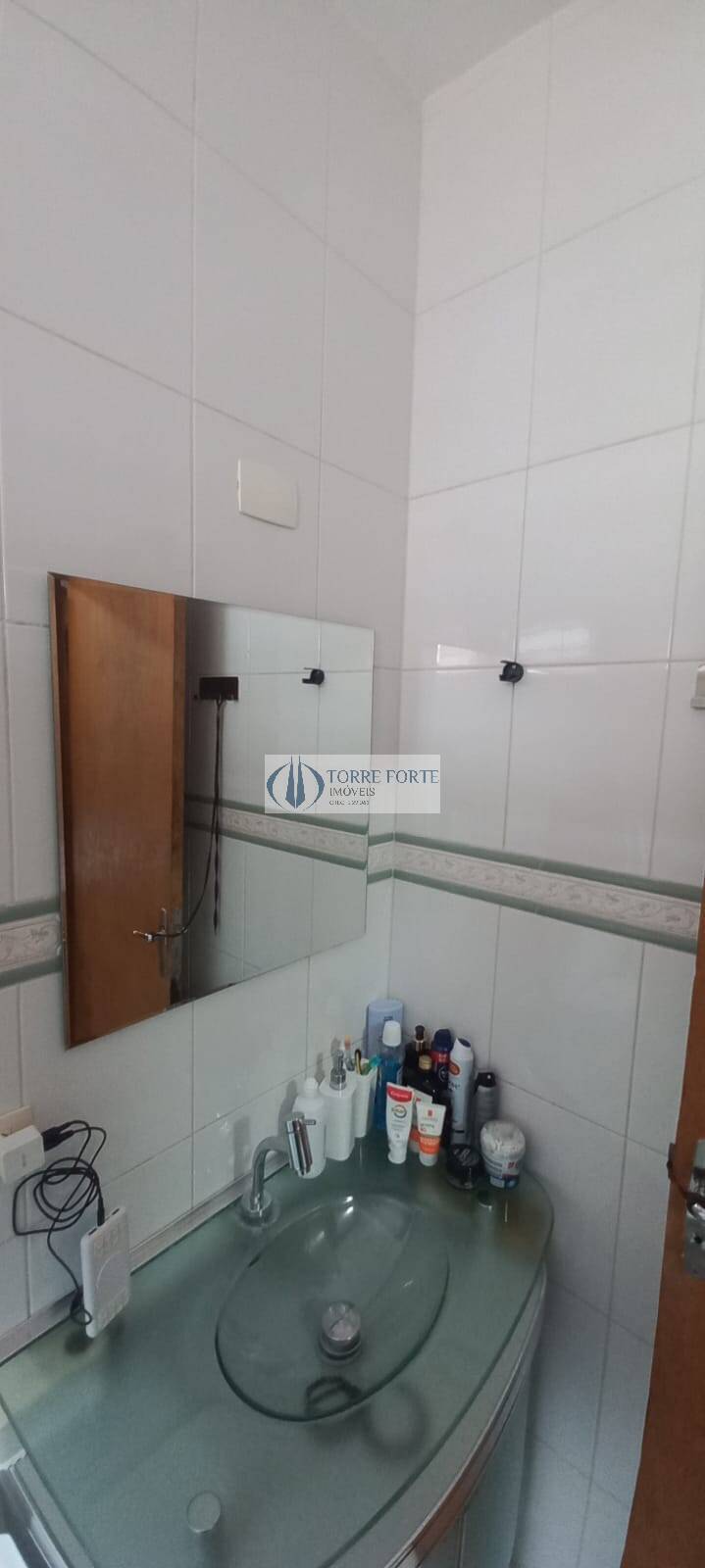 Sobrado à venda com 3 quartos, 200m² - Foto 27