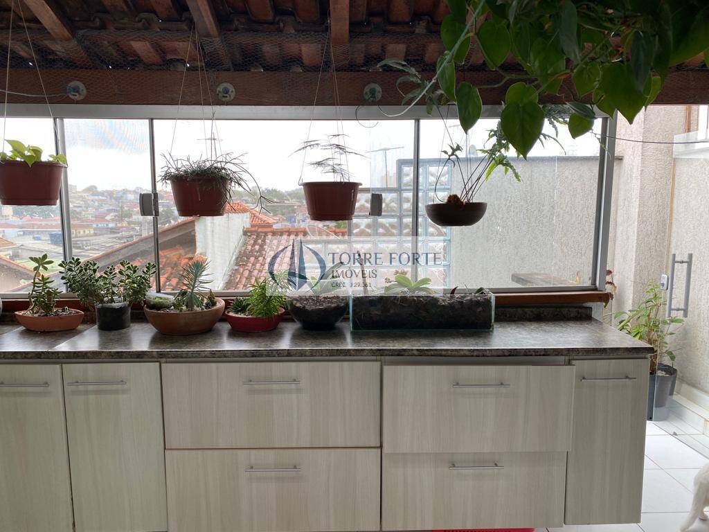 Sobrado à venda com 3 quartos, 200m² - Foto 31