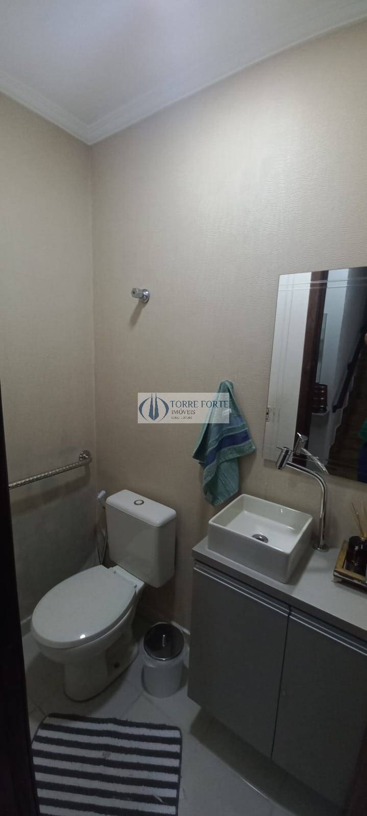 Sobrado à venda com 3 quartos, 200m² - Foto 34