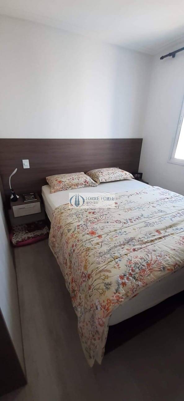 Apartamento à venda com 2 quartos, 64m² - Foto 12