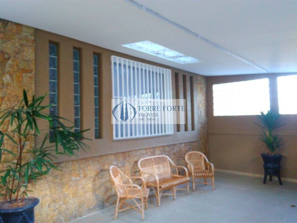 Casa à venda e aluguel com 4 quartos, 280m² - Foto 13