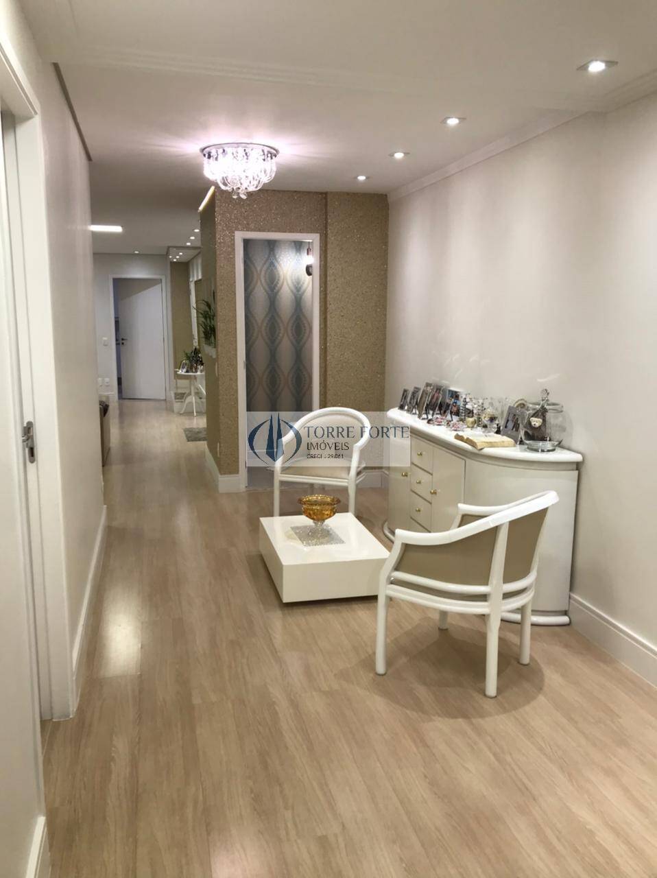 Apartamento à venda com 3 quartos, 151m² - Foto 7