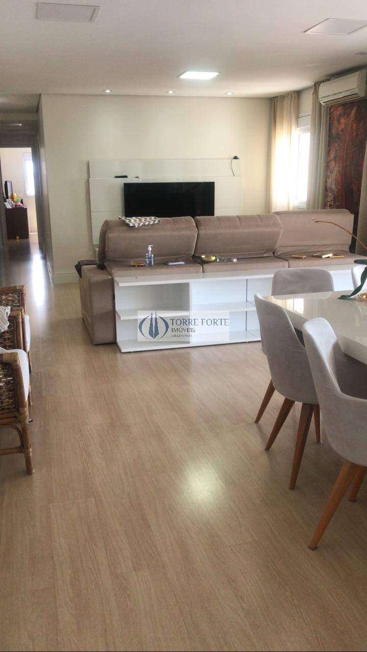 Apartamento à venda com 3 quartos, 151m² - Foto 8