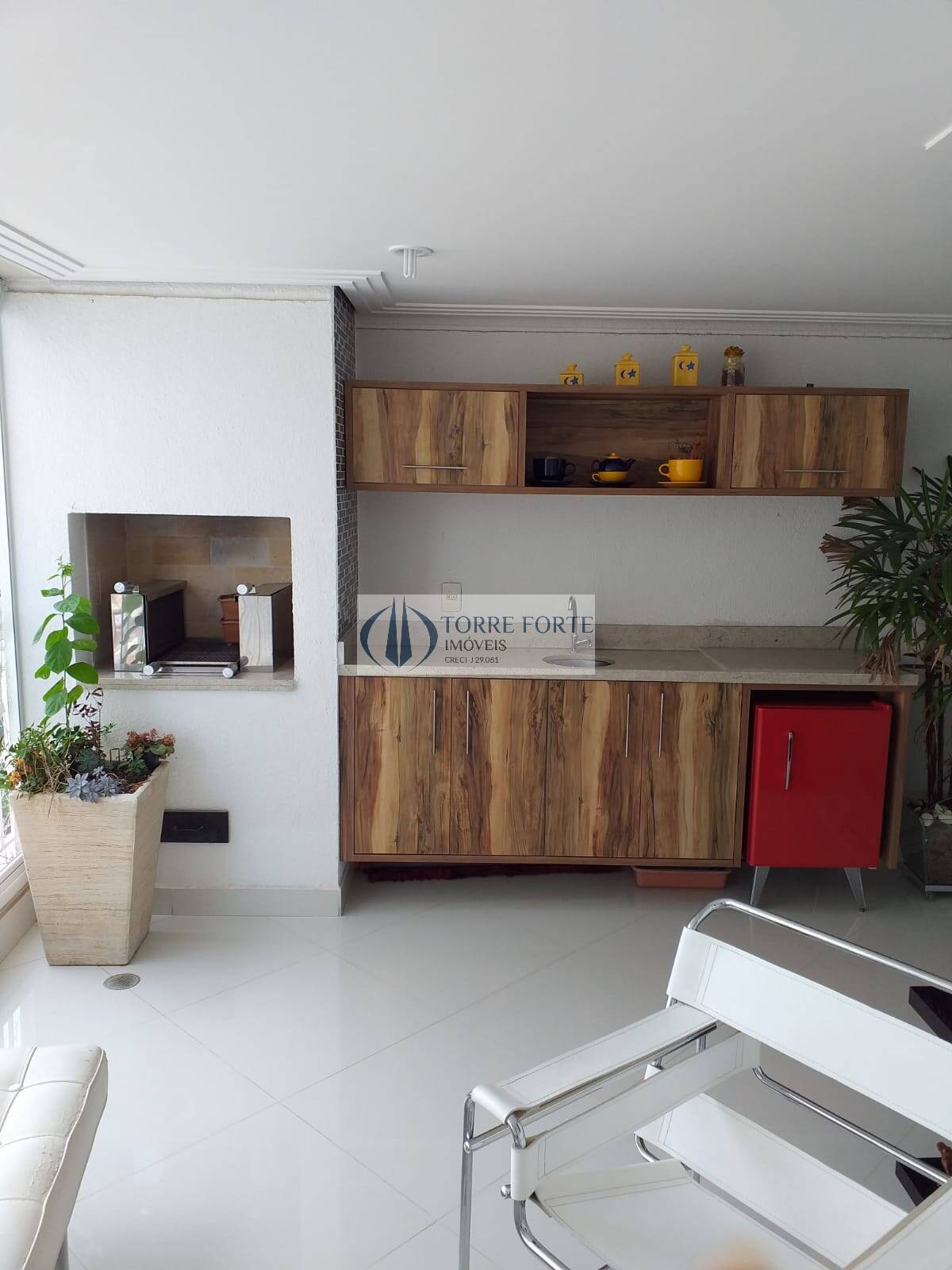 Apartamento à venda com 3 quartos, 107m² - Foto 12