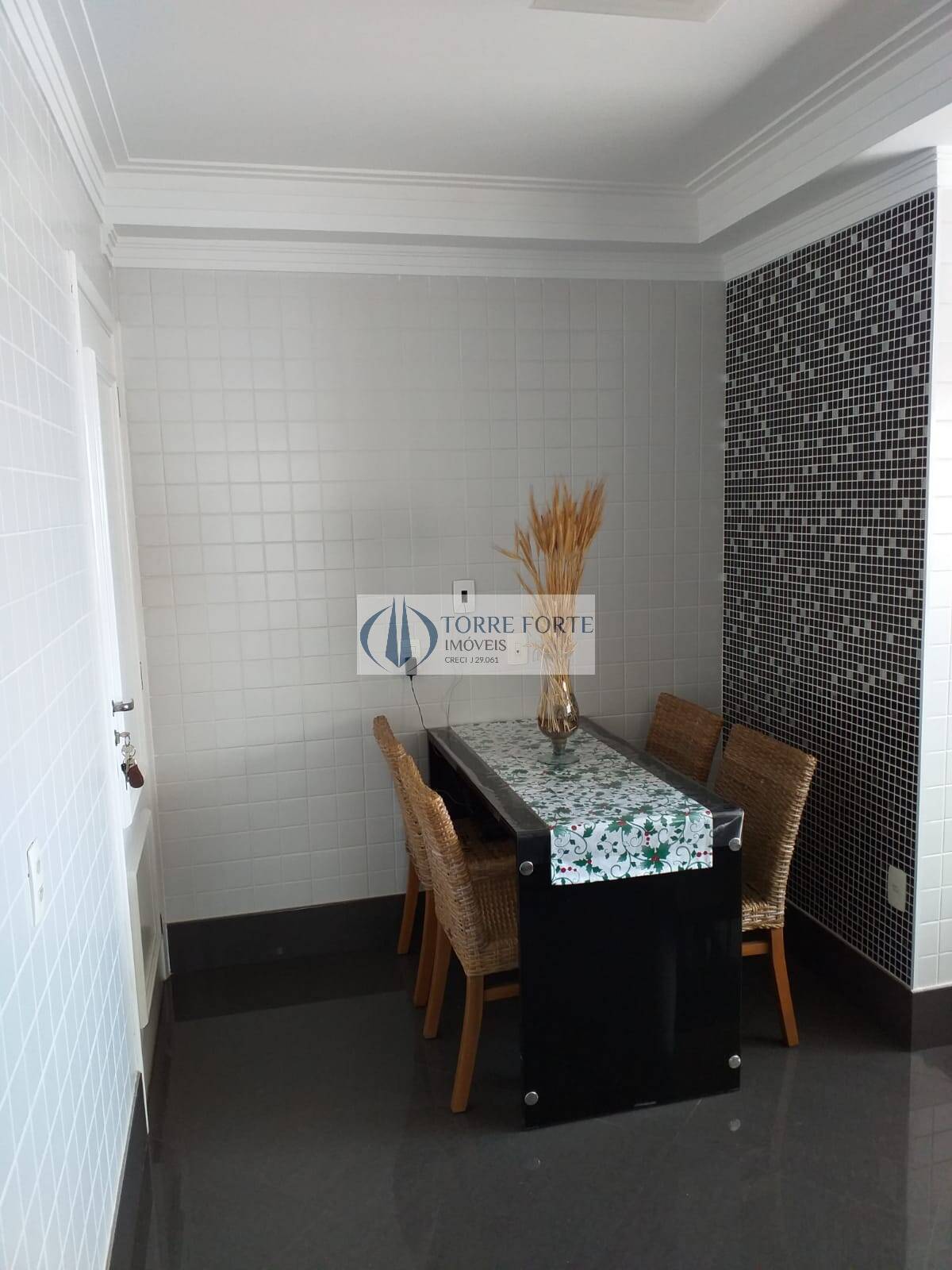 Apartamento à venda com 3 quartos, 107m² - Foto 17