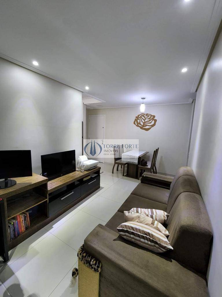 Apartamento à venda com 1 quarto, 38m² - Foto 2