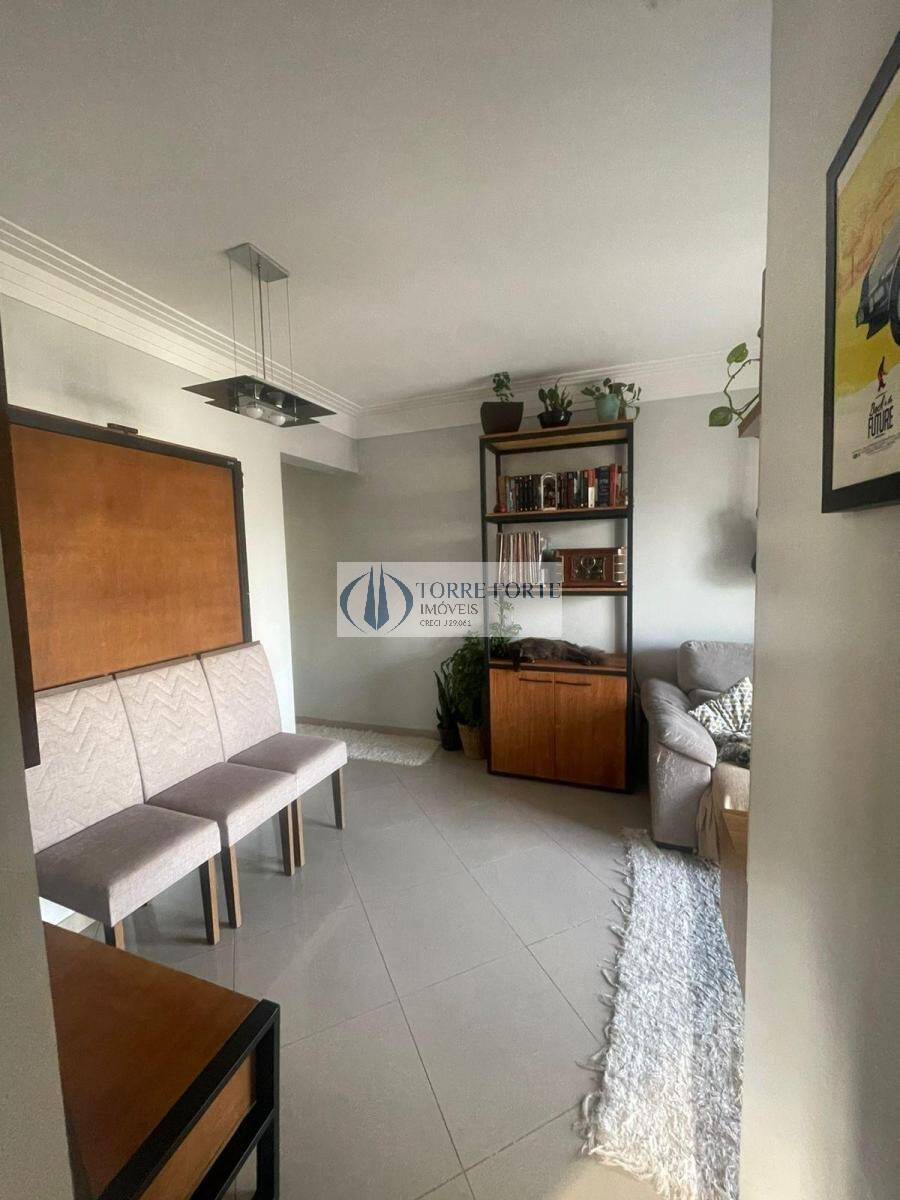 Apartamento à venda com 3 quartos, 60m² - Foto 3