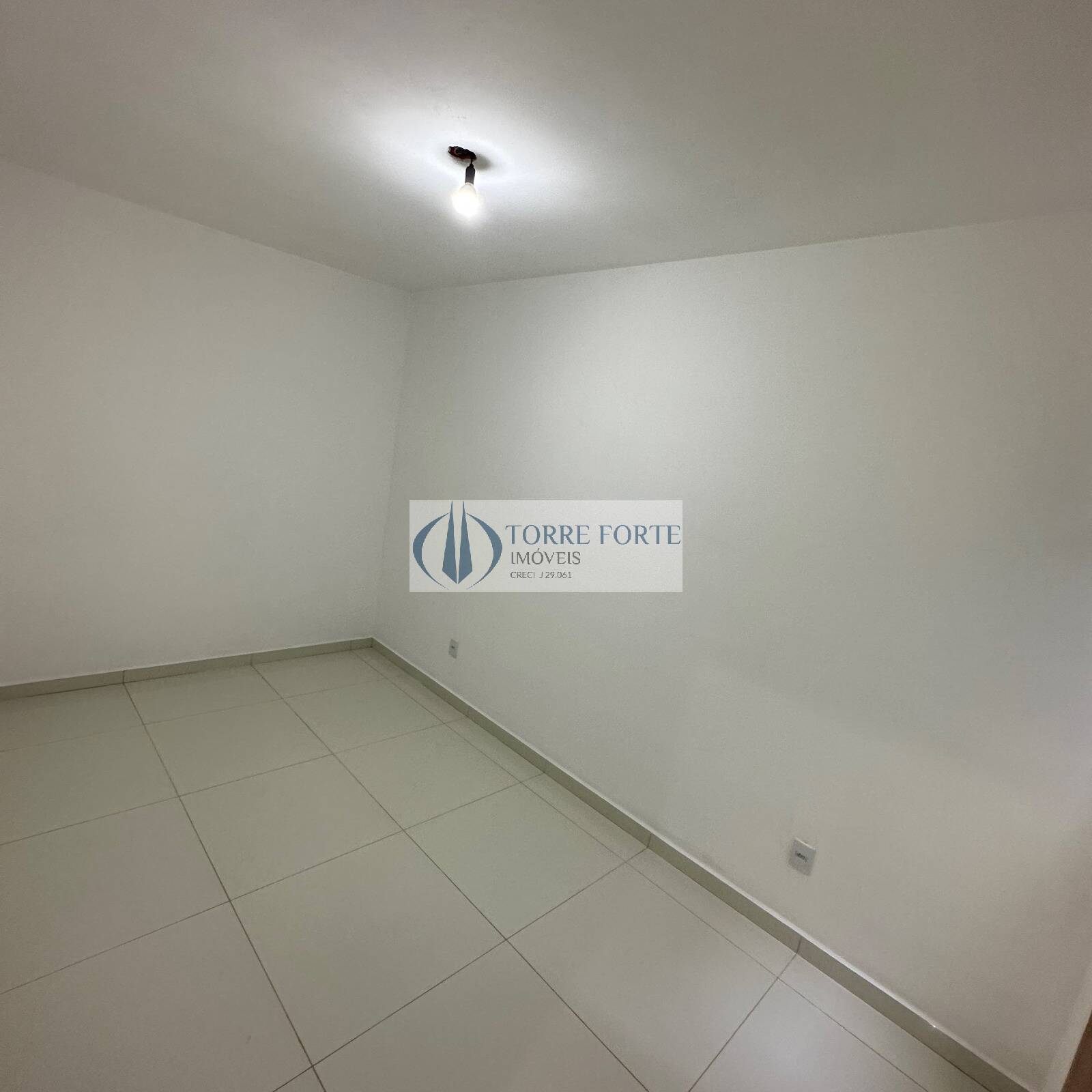 Apartamento à venda com 2 quartos, 38m² - Foto 12