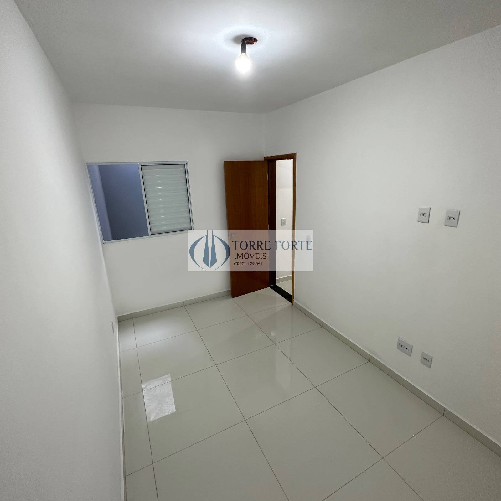 Apartamento à venda com 2 quartos, 38m² - Foto 5