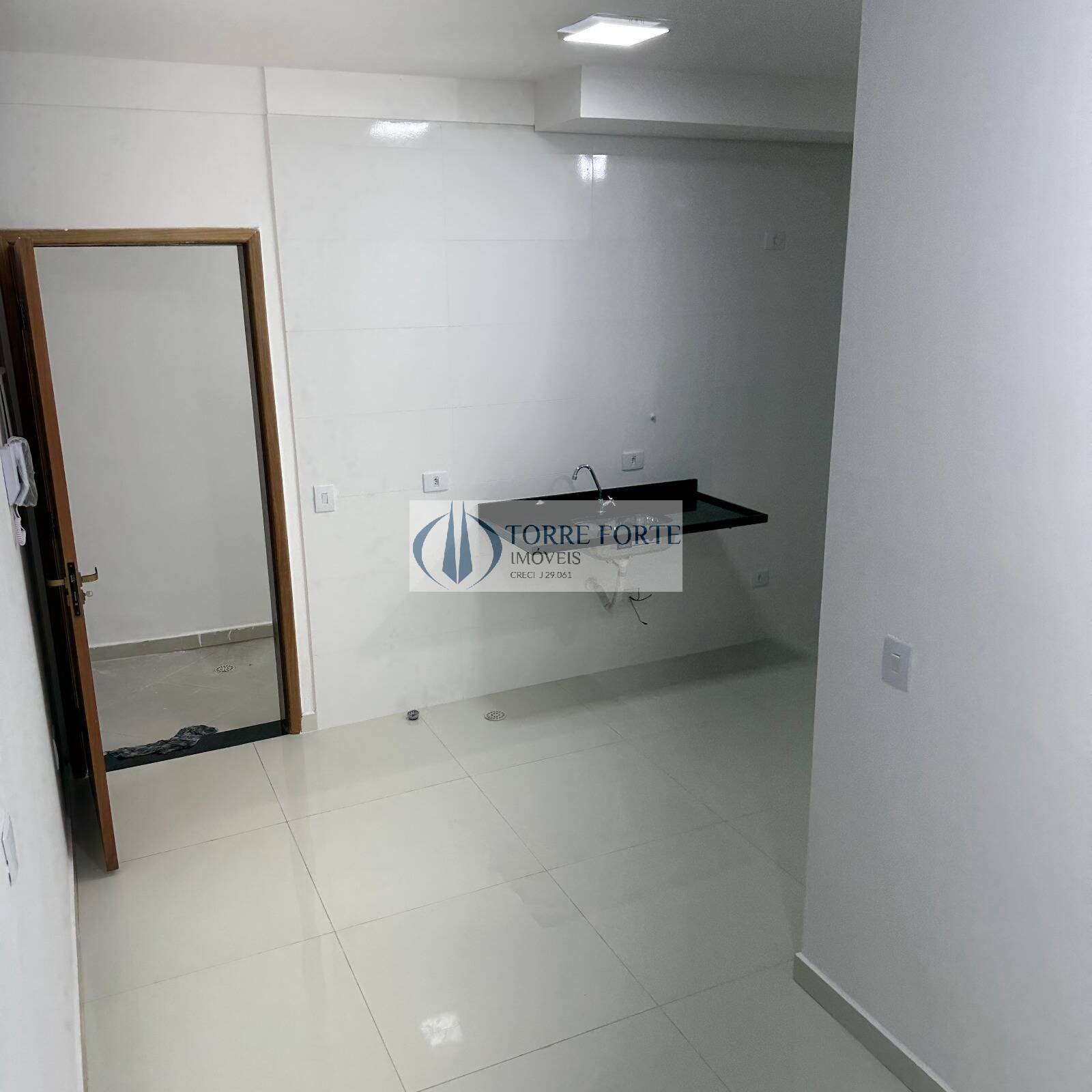 Apartamento à venda com 2 quartos, 38m² - Foto 15