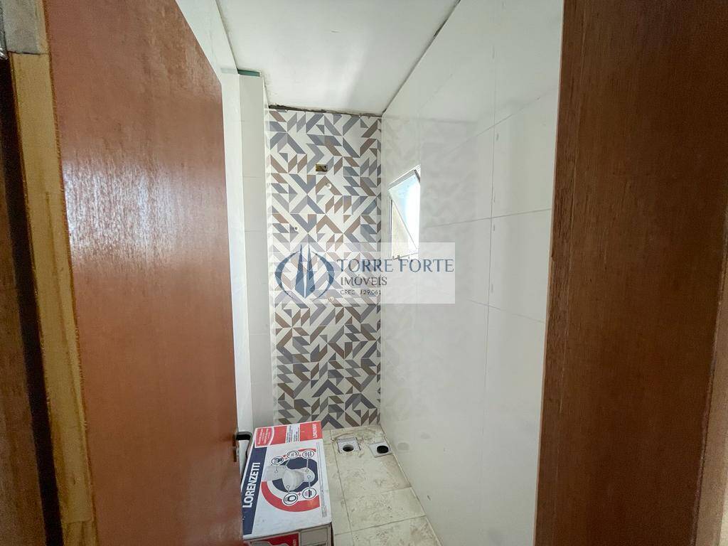 Apartamento à venda com 2 quartos, 38m² - Foto 18