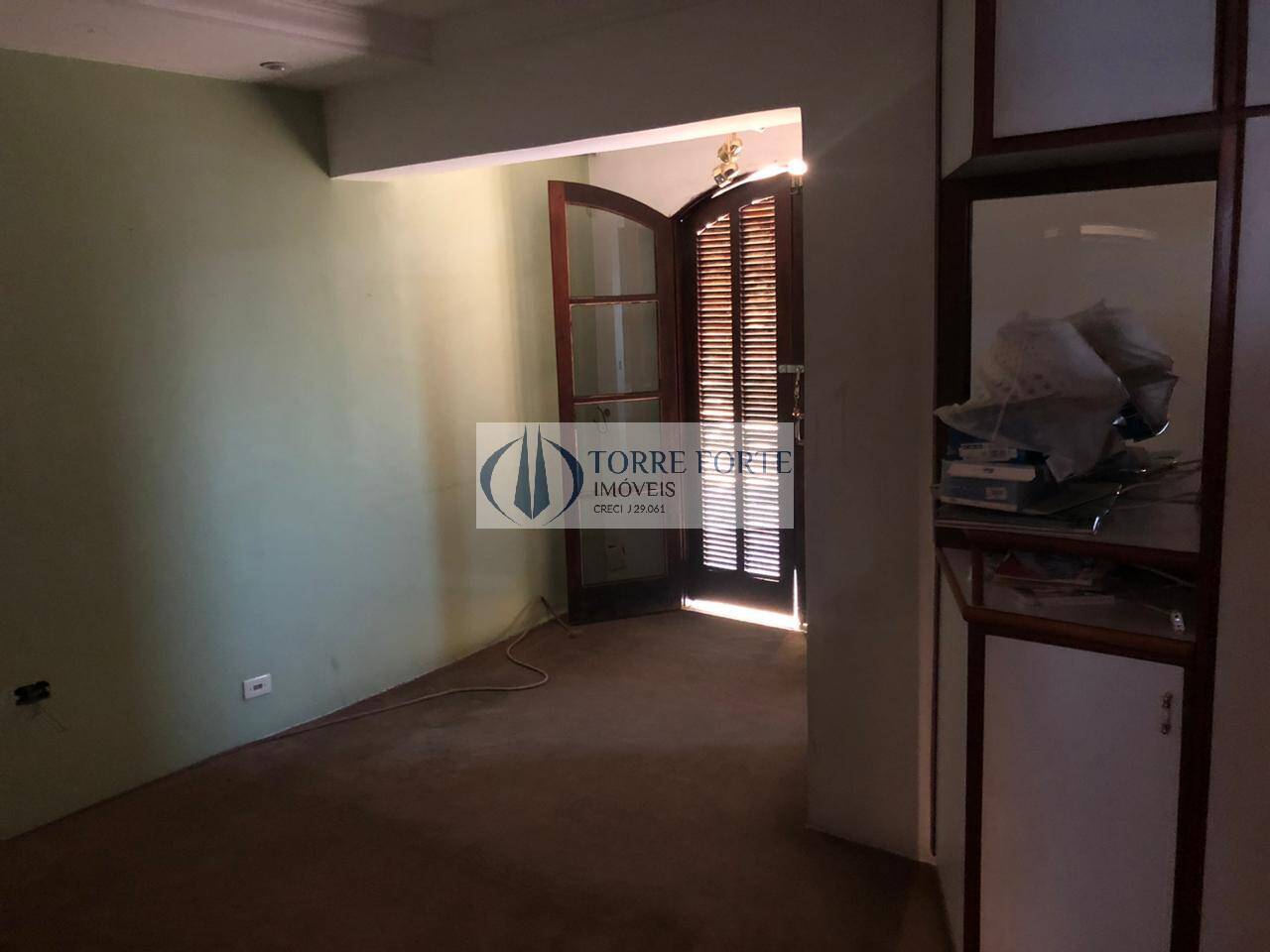 Sobrado à venda com 2 quartos, 220m² - Foto 3